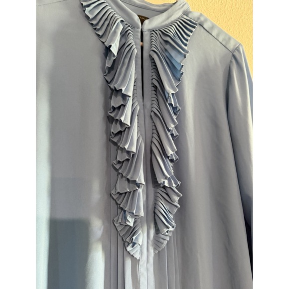 Anne Taylor Women's Petit Icon blouse Long Sleeve Light Blue Sz XS Ruffle Front - Picture 2 of 8